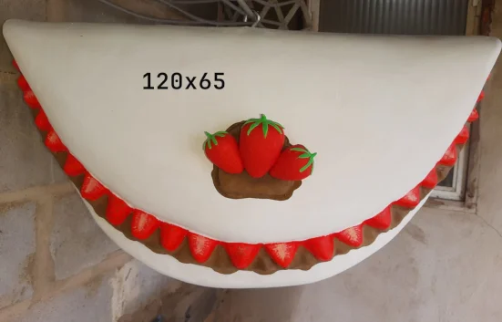 Tapioca, peça decorativa com um metro e vinte de comprimento por sessenta e cinco de altura.