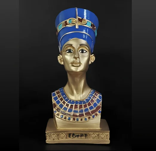 Faraó peça decorativa, medindo quarenta e cinco centímetros por trinta centímetros em sua base.